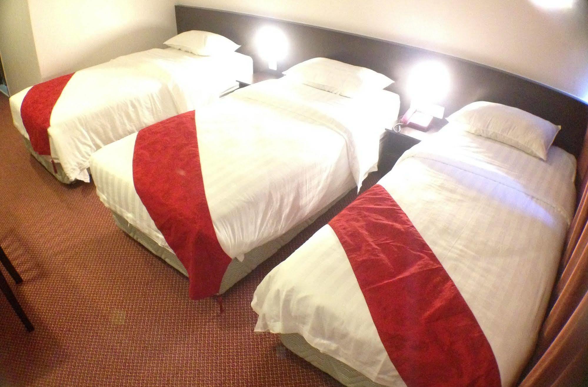Century Hotel โกตาคินาบาลู ภายนอก รูปภาพ