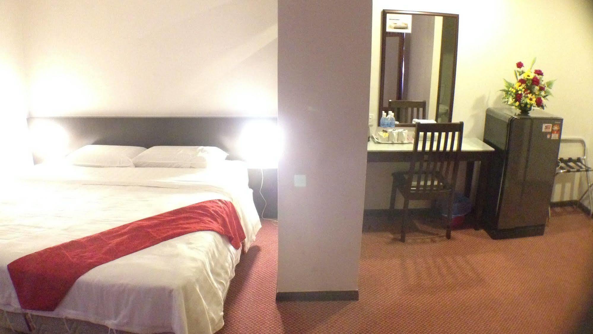 Century Hotel โกตาคินาบาลู ภายนอก รูปภาพ